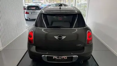 MINI Countryman 2010 - 10980 EUR, 187041 km - AUTO.MOTO.pt - 187041km - foto 8 de 28