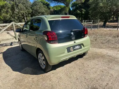 Peugeot 108 2021 — foto 4 de 13