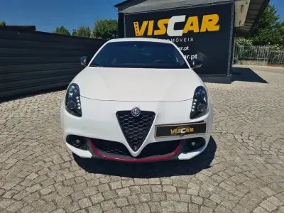 Alfa Romeo Giulietta 2019 - 15790 EUR, 146000 km - AUTO.MOTO.pt - 146000km - foto 8 de 15