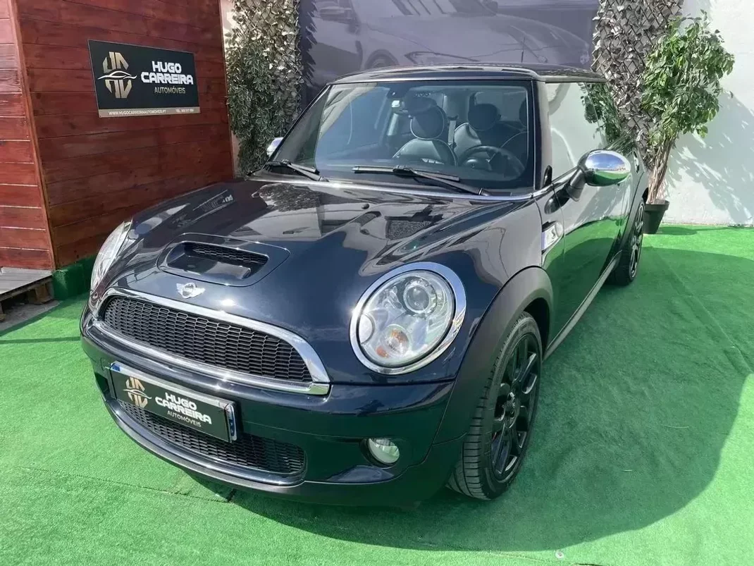 MINI Cooper 2008 - 9250 EUR, 152777 km - AUTO.MOTO.pt - 152777km - foto 1 de 13