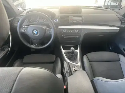 BMW 118 2009 - 9890 EUR, 176194 km - 176194km - foto 12 de 25