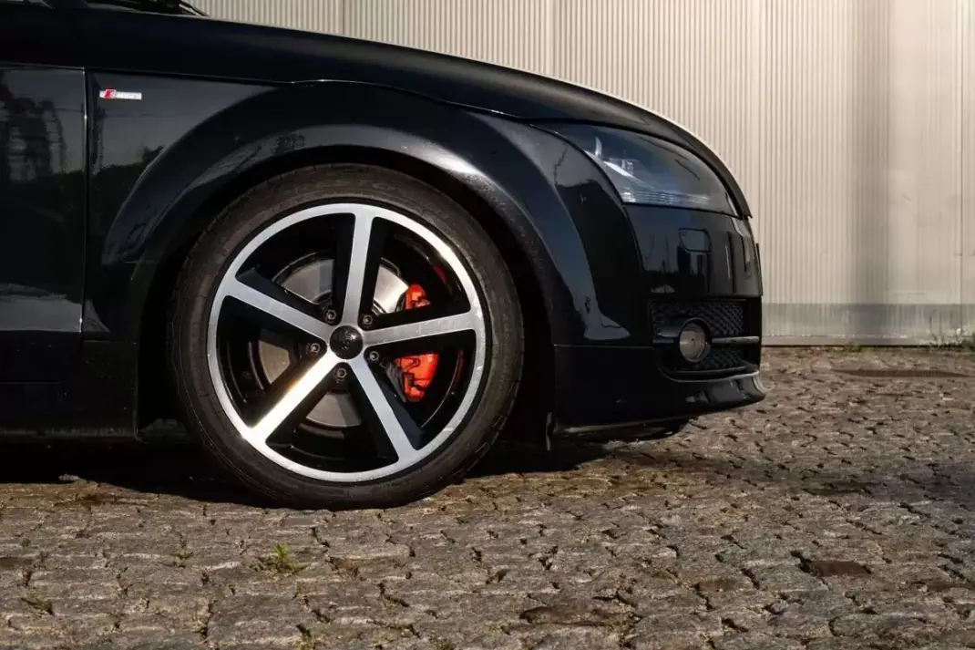 Audi TT Roadster 2008 - 14999 EUR, 240000 km - AUTO.MOTO.pt - 240000km - foto 22 de 29