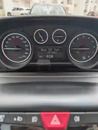 Lancia Ypsilon 2015 - 6400 EUR, 149756 km - 149756km - foto 15 de 15