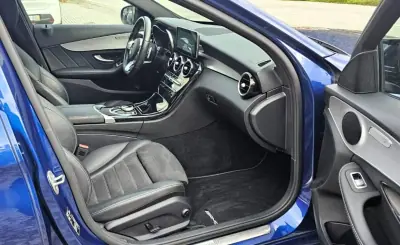 Mercedes-Benz C 300 2020 - 41500 EUR, 94000 km - AUTO.MOTO.pt - 94000km - foto 5 de 46