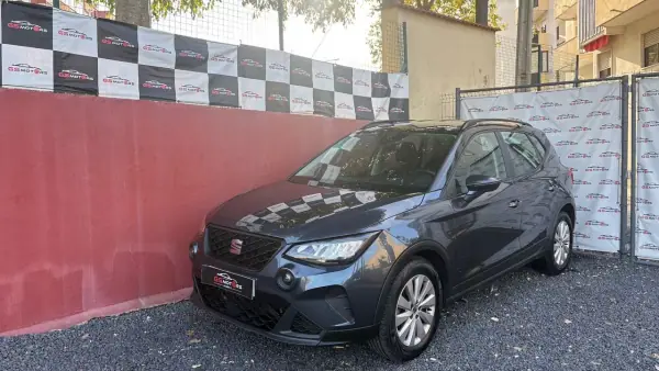 SEAT Arona 2023 - 14400 EUR, 59000 km - AUTO.MOTO.pt - 59000km - foto 2 de 12