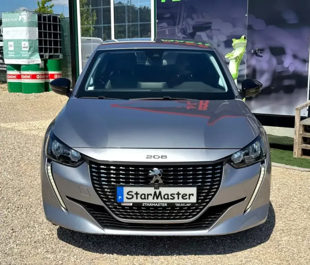 Peugeot 208 2022 - 14890 EUR, 160119 km - AUTO.MOTO.pt - 160119km - foto 2 de 17