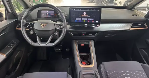 Cupra Born 170kW/79kWh Edition Dynamic 2023 Elétrico