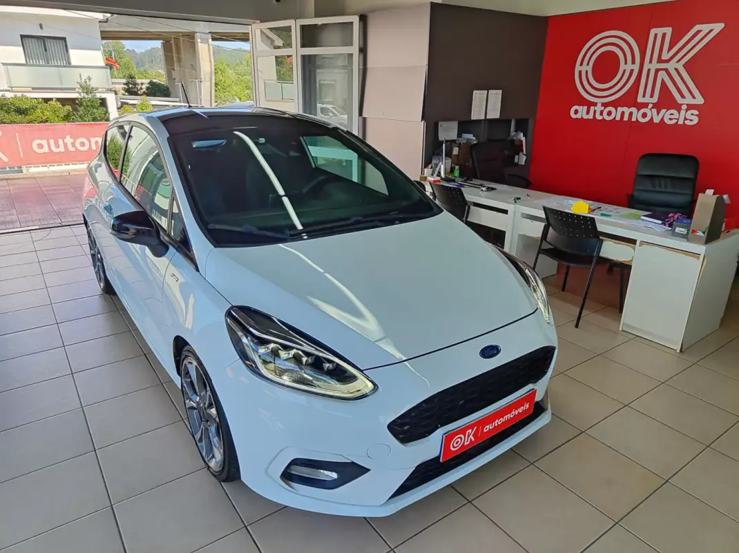 Ford Fiesta 2019 - 12950 EUR, 95000 km - 95000km - foto 2 de 41