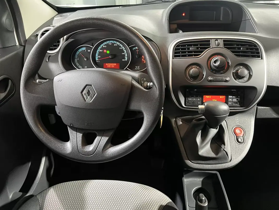Renault Kangoo 2020 - 16800 EUR, 12073 km - AUTO.MOTO.pt - 12073km - foto 9 de 20
