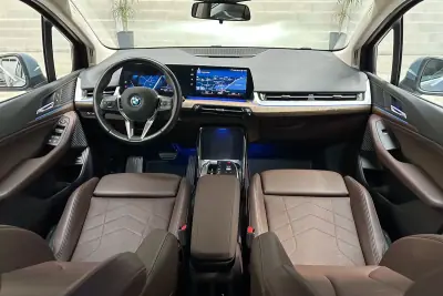 BMW 230xe Active Tourer 2023 - 33950 EUR, 37276 km - AUTO.MOTO.pt - 37276km - foto 12 de 60