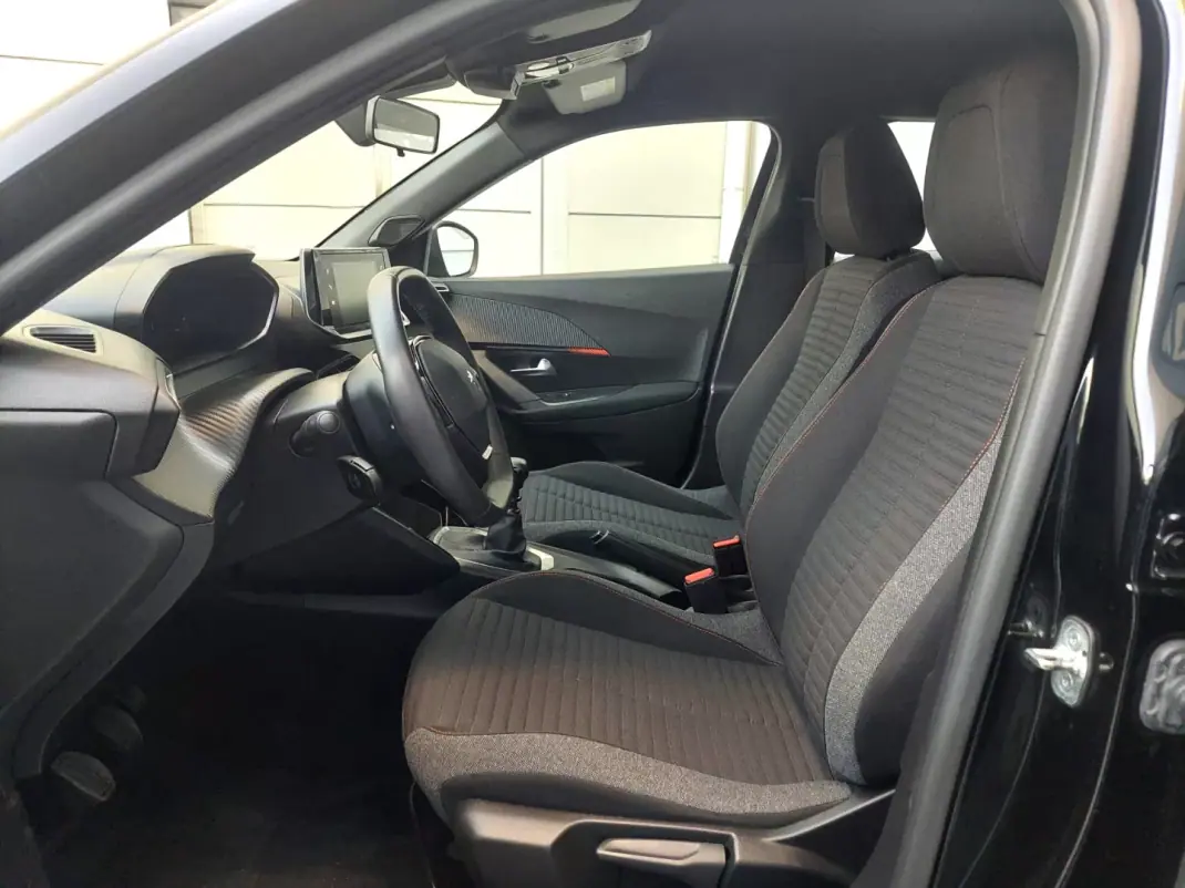 Peugeot 2008 2022 - 17650 EUR, 85621 km - AUTO.MOTO.pt - 85621km - foto 26 de 28