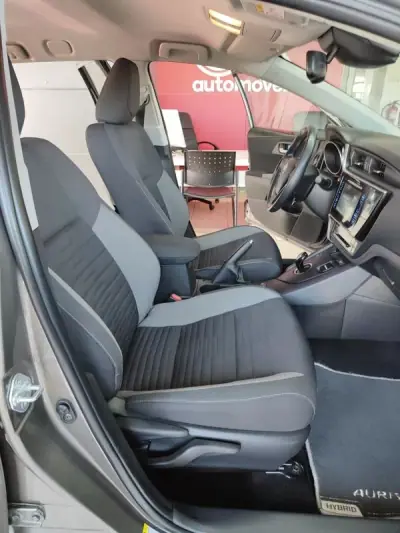 Toyota Auris Touring Sports 2018 - 16950 EUR, 109000 km - AUTO.MOTO.pt - 109000km - foto 18 de 37