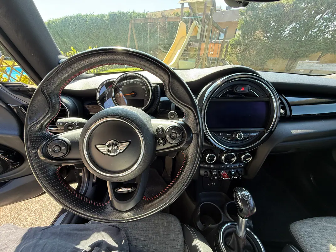MINI Cooper S 2015 - 21999 EUR, 155500 km - AUTO.MOTO.pt - 155500km - foto 6 de 15