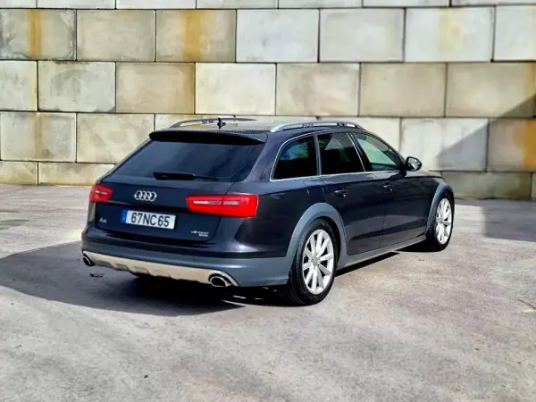 Audi A6 Allroad 2012 - 17900 EUR, 258677 km - AUTO.MOTO.pt - 258677km - foto 3 de 7