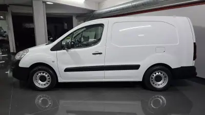 Citroën Berlingo 1.6 Bluehdi L2 100 cv longa C Iva 2018 - 16990 EUR, 67000 km - AUTO.MOTO.pt - 67000km - foto 26 de 41
