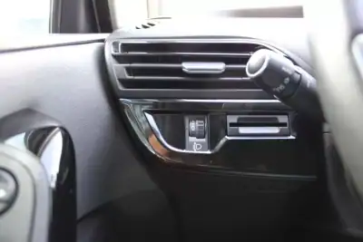 Citroën C4 Spacetourer 2019 - 15400 EUR, 143600 km - AUTO.MOTO.pt - 143600km - foto 24 de 30