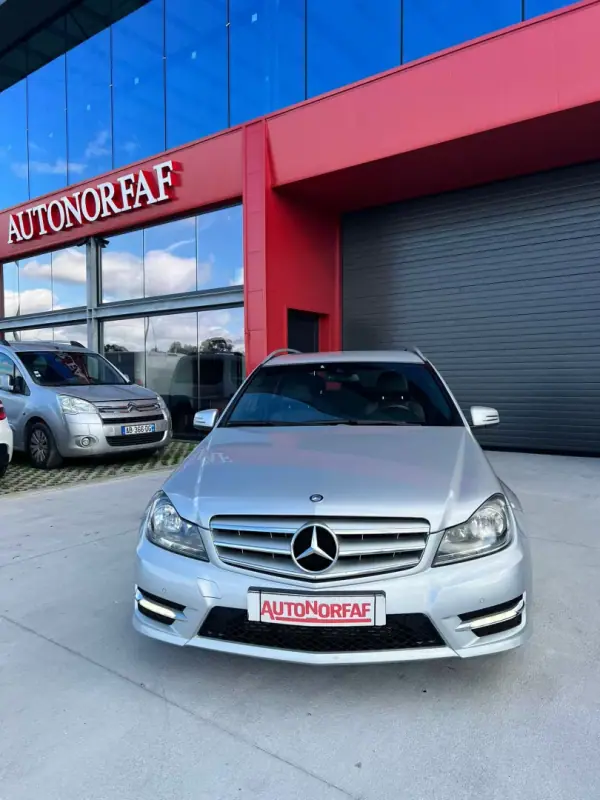 Mercedes-Benz C 220 2011 - 14000 EUR, 381206 km - AUTO.MOTO.pt - 381206km - foto 2 de 18