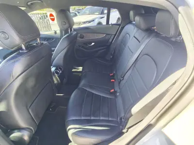 Mercedes-Benz GLC 300 2020 - 43500 EUR, 143000 km - AUTO.MOTO.pt - 143000km - foto 14 de 32