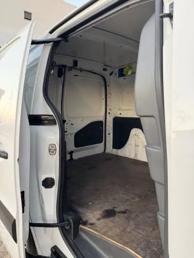 Citroën 2018 - 10950 EUR, 145000 km - AUTO.MOTO.pt - 145000km - foto 3 de 26
