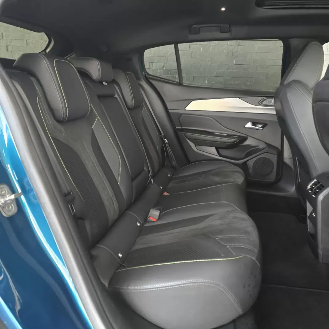 Peugeot 408 2024 - 34850 EUR, 40214 km - AUTO.MOTO.pt - 40214km - foto 12 de 32