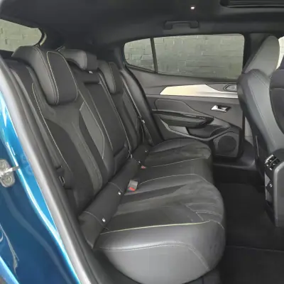 Peugeot 408 2024 - 34850 EUR, 40214 km - AUTO.MOTO.pt - 40214km - foto 12 de 32