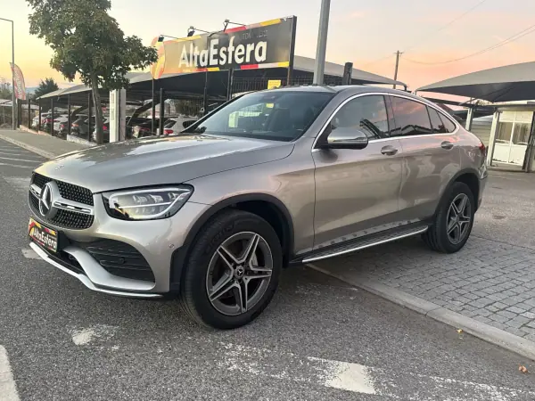 Mercedes-Benz GLC 300 2022