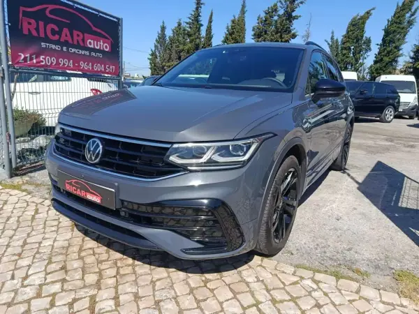 Volkswagen Tiguan 2021 - 28900 EUR, 141000 km - AUTO.MOTO.pt - 141000km - foto 3 de 33