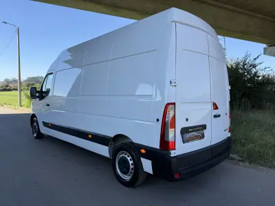 Renault Master 2023 - 22390 EUR, 160000 km - foto 2 de 24