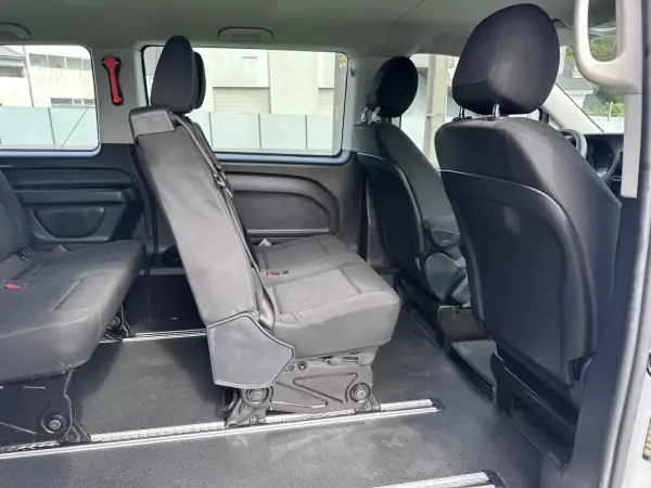 Mercedes-Benz Vito Tourer 2018 - 24900 EUR, 175000 km - AUTO.MOTO.pt - 175000km - foto 31 de 49