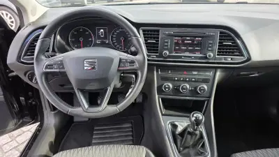 SEAT Leon ST 2015 - 13590 EUR, 95000 km - AUTO.MOTO.pt - 95000km - foto 14 de 23