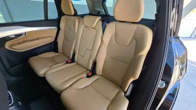 Volvo XC 90 2015 - 24500 EUR, 244798 km - 244798km - foto 13 de 28
