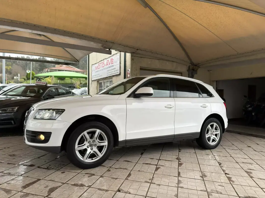 Audi Q5 2009 - 13950 EUR, 326842 km - AUTO.MOTO.pt - 326842km - foto 3 de 33