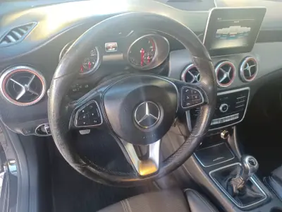 Mercedes-Benz CLA 180 2016 - 16890 EUR, 138109 km - AUTO.MOTO.pt - 138109km - foto 11 de 34