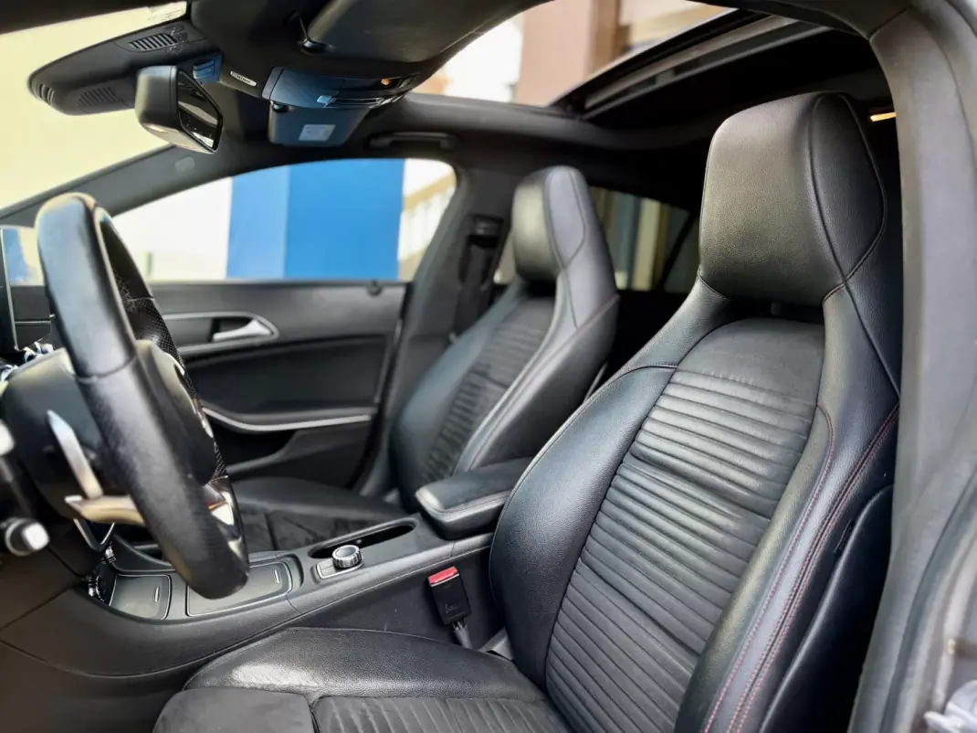Mercedes-Benz CLA 220 2018 - 22950 EUR, 218000 km - AUTO.MOTO.pt - 218000km - foto 14 de 29
