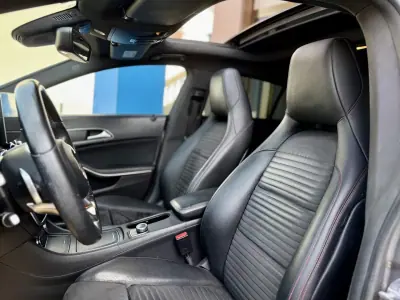 Mercedes-Benz CLA 220 2018 - 22950 EUR, 218000 km - AUTO.MOTO.pt - 218000km - foto 14 de 29