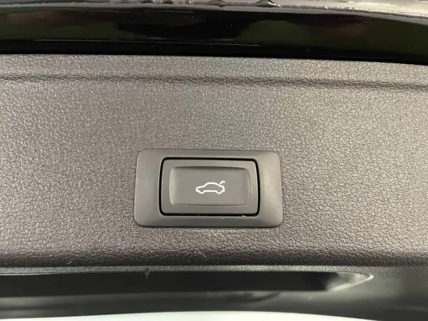 Audi A4 Avant 2022 - 21350 EUR, 187000 km - AUTO.MOTO.pt - 187000km - foto 34 de 38