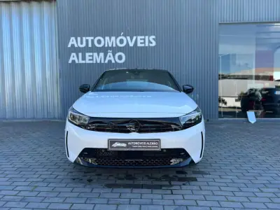 Opel Corsa 2025 - 17900 EUR, 26154 km - AUTO.MOTO.pt - 26154km - foto 2 de 19