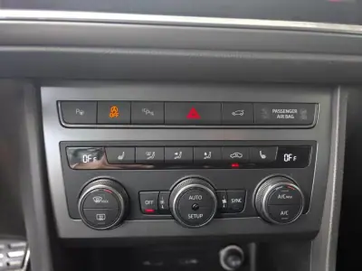 Cupra Ateca 2021 - 35499 EUR, 71500 km - AUTO.MOTO.pt - 71500km - foto 37 de 46