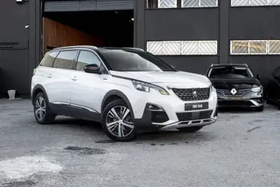 Peugeot 5008 2019 - 101000km