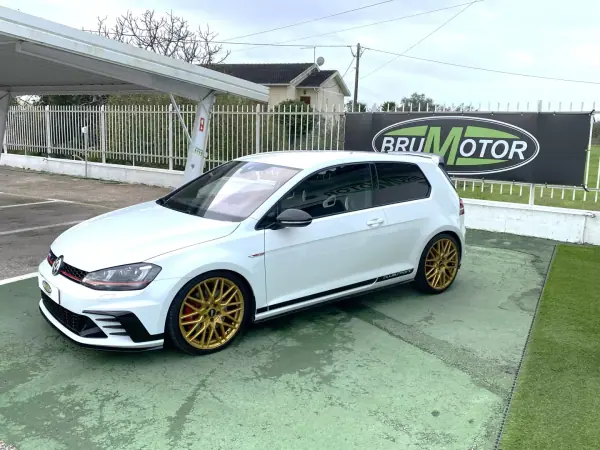 Volkswagen Golf 2017 - 29000 EUR, 55447 km - AUTO.MOTO.pt - 55447km - foto 3 de 16