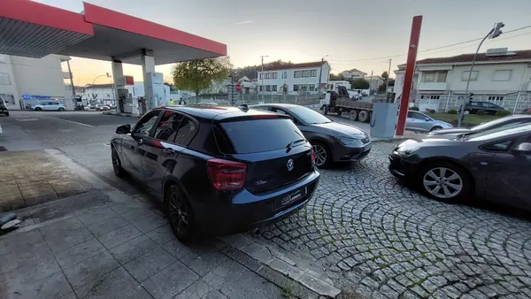 BMW 116 2013 - 8500 EUR, 239000 km - AUTO.MOTO.pt - 239000km - foto 6 de 15