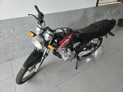 2010 - 1200 EUR, 2754 km - AUTO.MOTO.pt - 2754km - foto 2 de 3