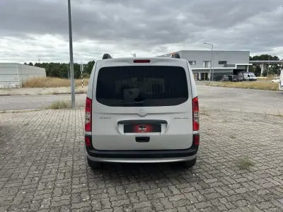 Mercedes-Benz Citan 2014 - 10990 EUR, 239000 km - 239000km - foto 5 de 17