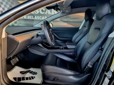Tesla Model 3 2019 - 22500 EUR, 56000 km - AUTO.MOTO.pt - 56000km - foto 9 de 20