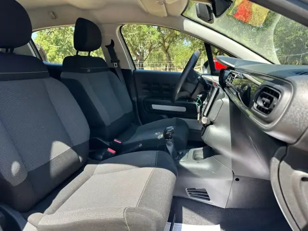 Citroën C3 2019 - 8500 EUR, 123000 km - 123000km - foto 11 de 15