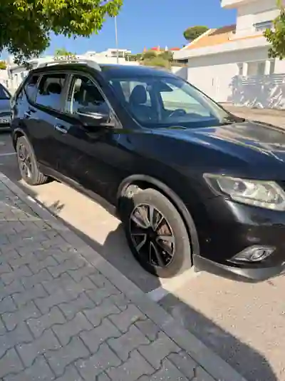 Nissan X-Trail 2017 - 16890 EUR, 169000 km - AUTO.MOTO.pt - 169000km - foto 2 de 11