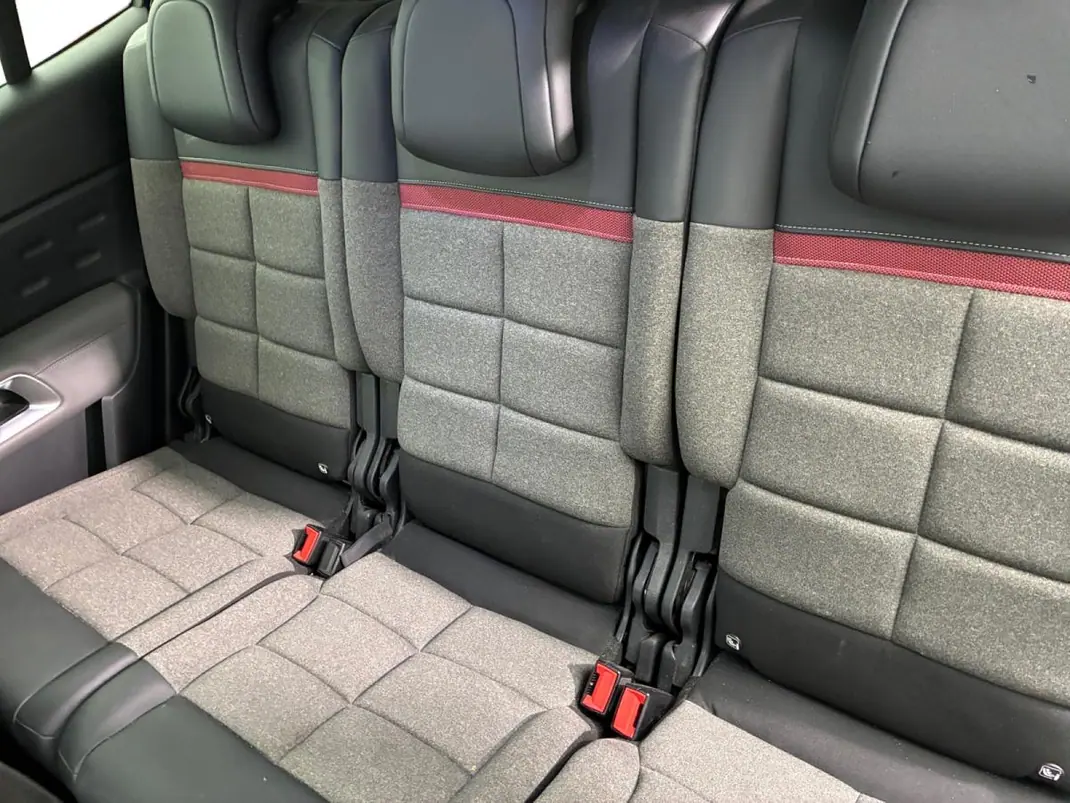 Citroën C5 Aircross 2021 - 18900 EUR, 123000 km - AUTO.MOTO.pt - 123000km - foto 12 de 14