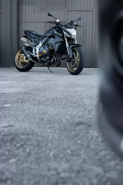 Honda CB 1000R 2012 - 8900 EUR, 22000 km - foto 5 de 25
