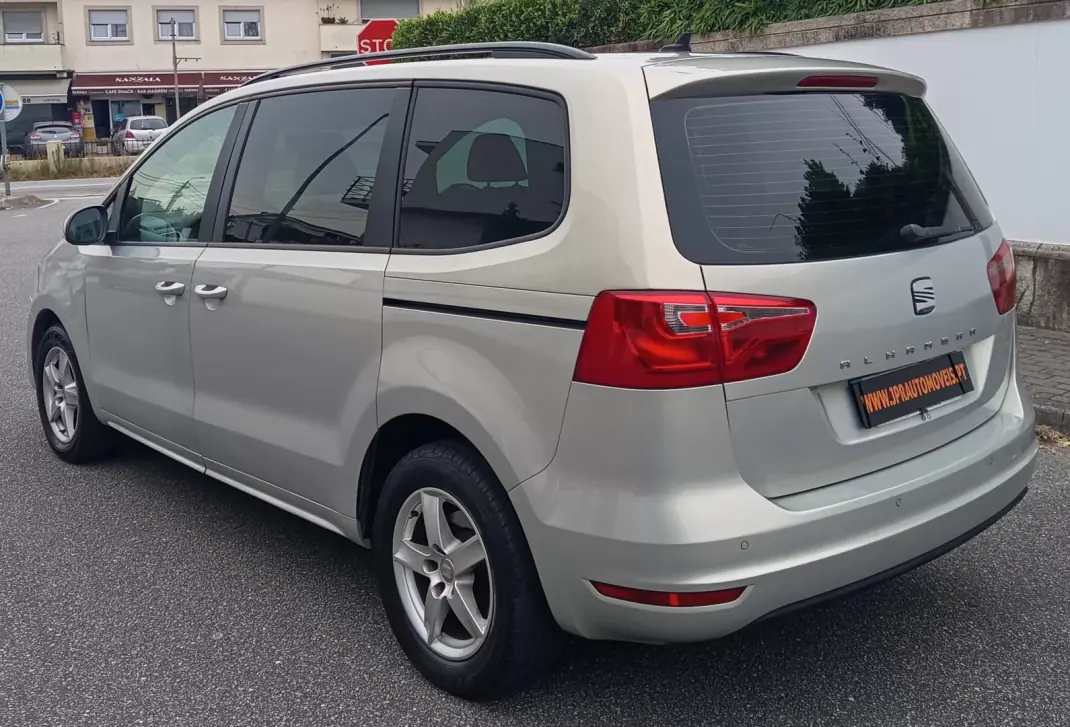SEAT Alhambra 2011 - 12900 EUR, 199000 km - 199000km - foto 5 de 20