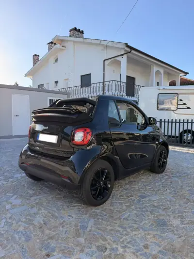 Smart Fortwo Cabrio 2018 - 11900 EUR, 52000 km - 52000km - foto 6 de 10